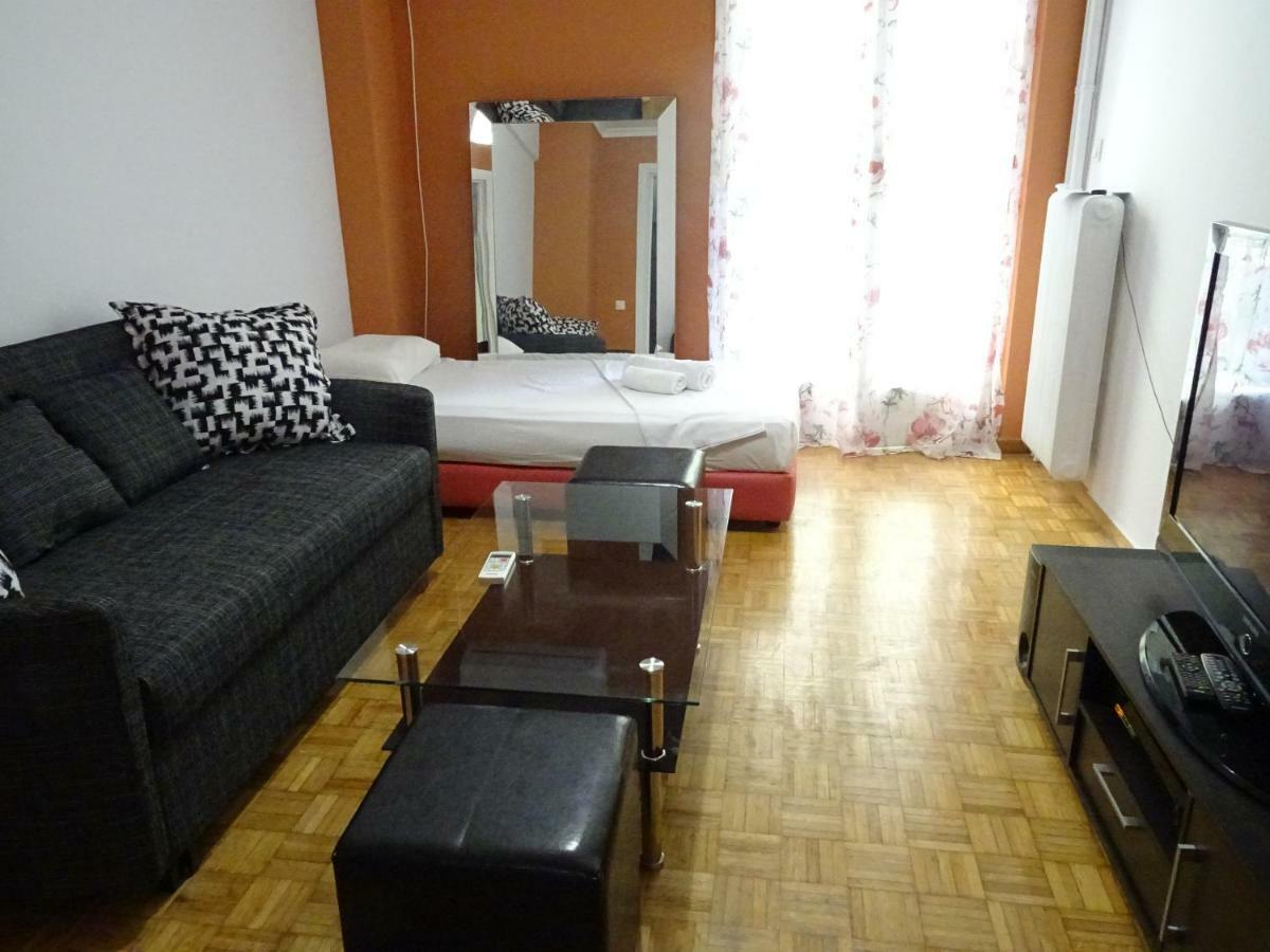 Down Town Comfort Apartment Athen Eksteriør billede