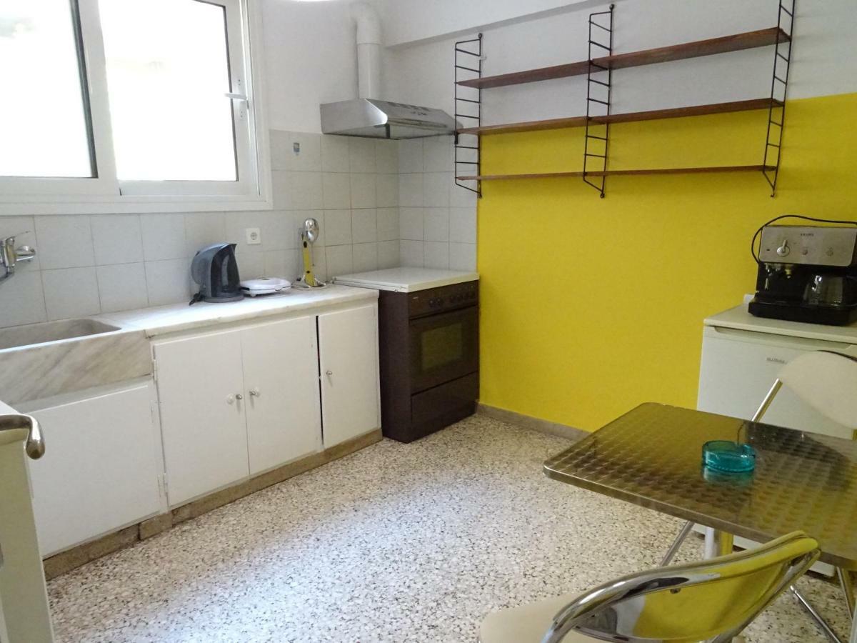 Down Town Comfort Apartment Athen Eksteriør billede