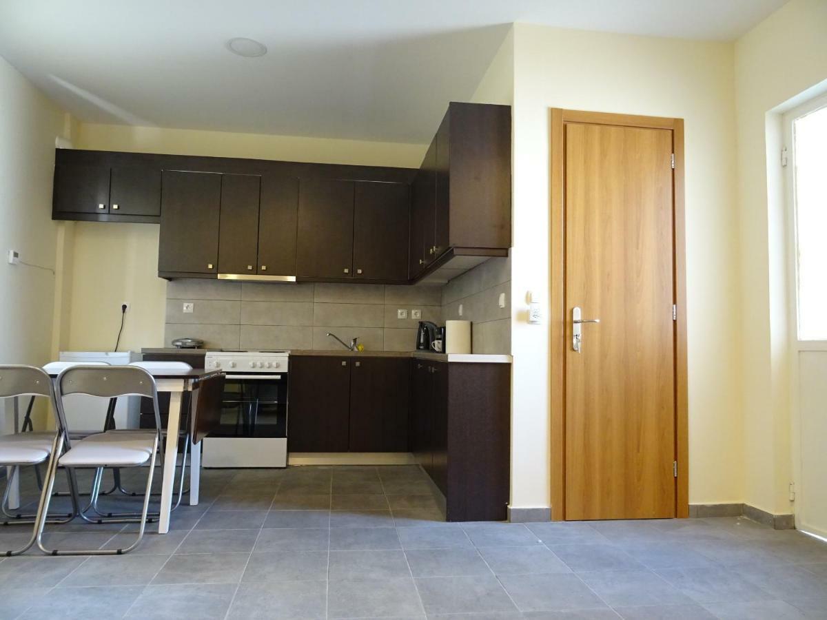 Down Town Comfort Apartment Athen Eksteriør billede