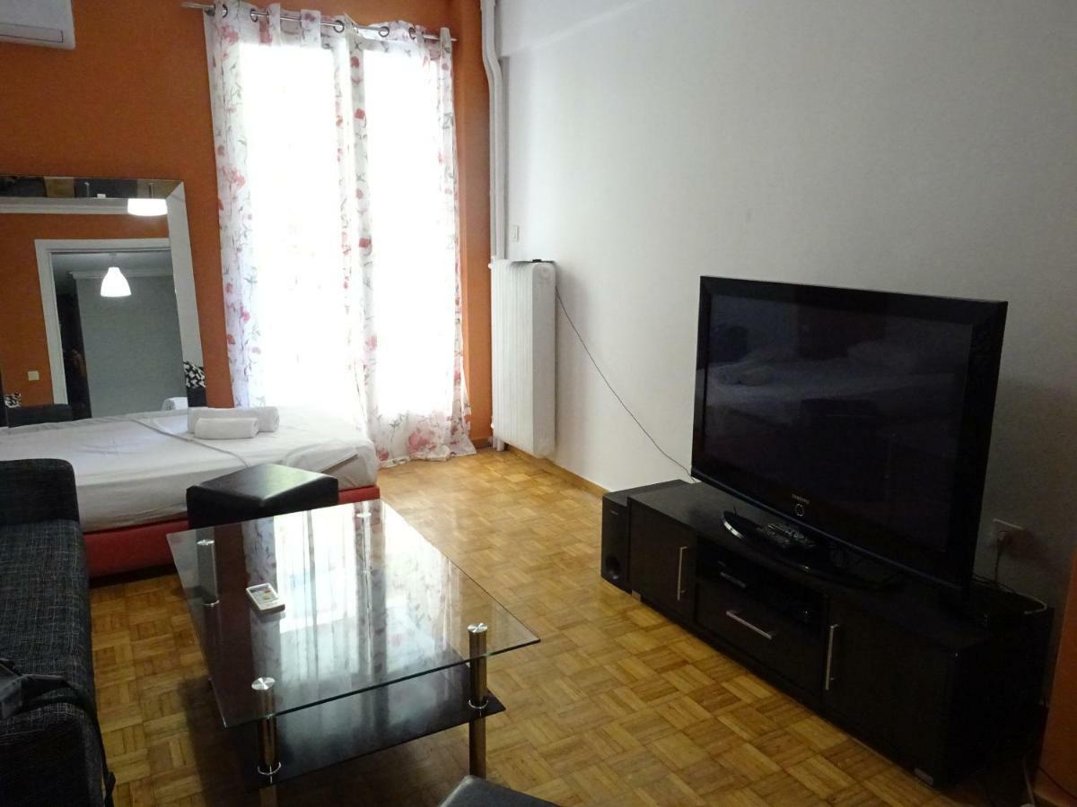 Down Town Comfort Apartment Athen Eksteriør billede