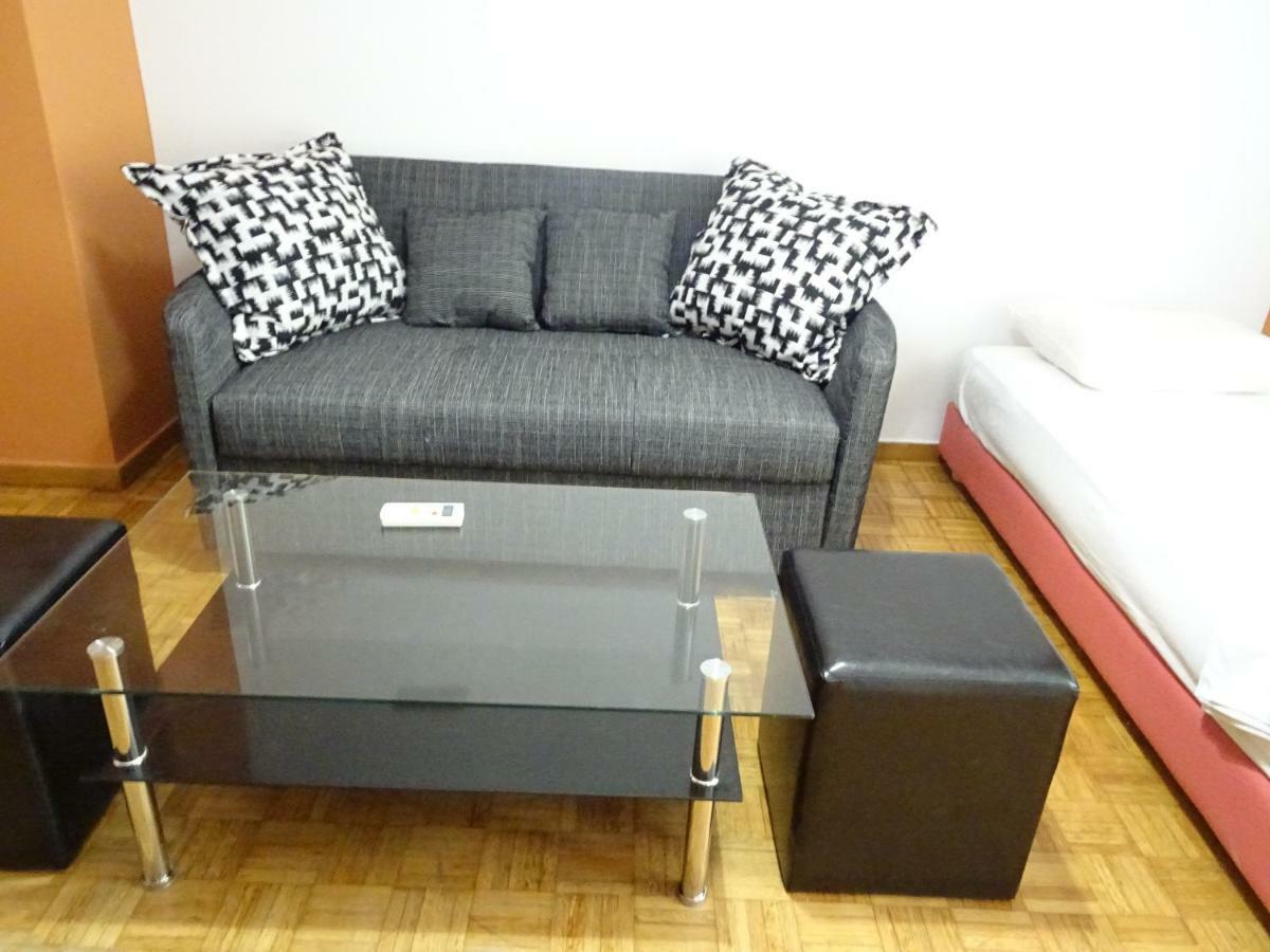 Down Town Comfort Apartment Athen Eksteriør billede