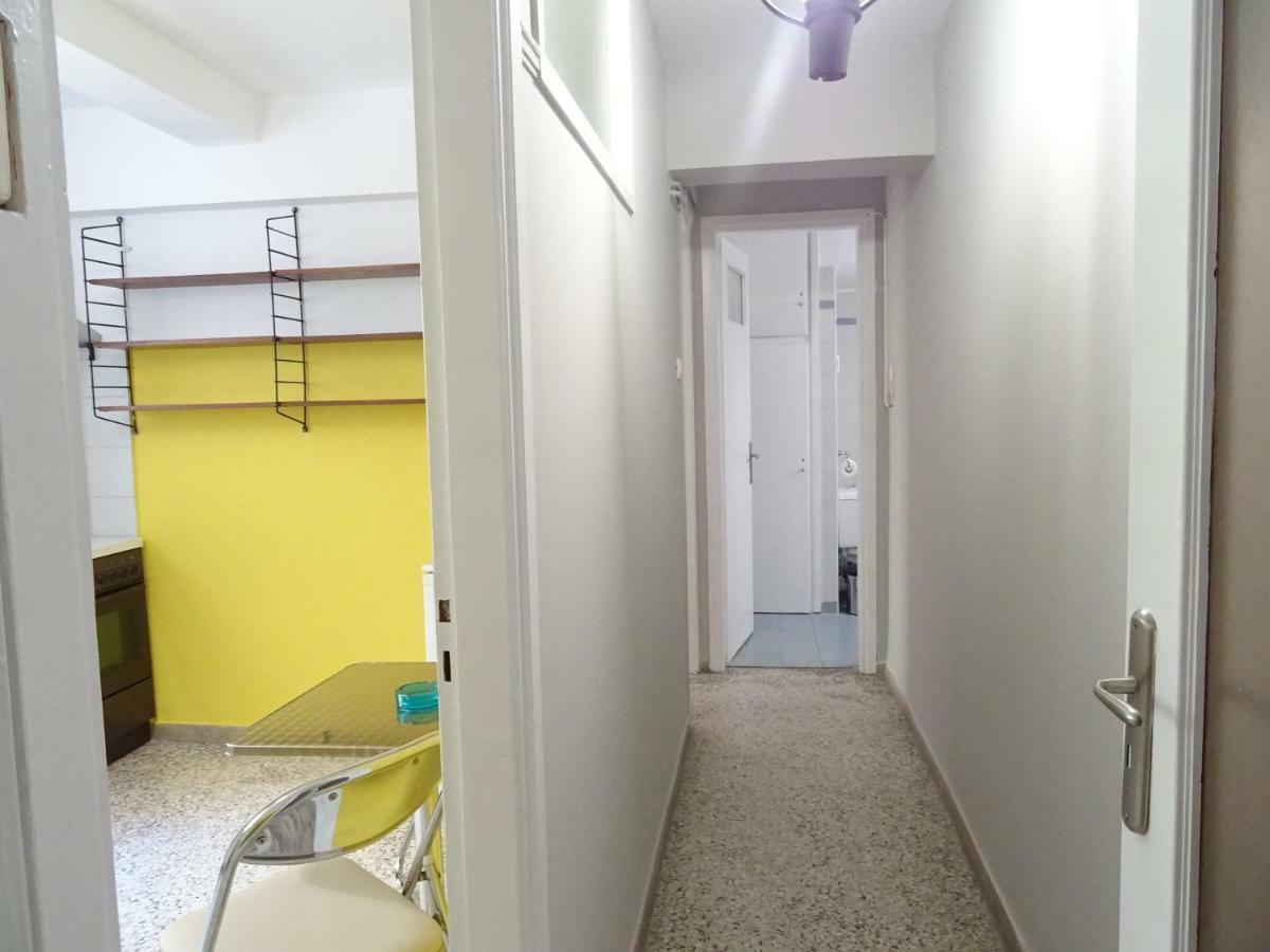 Down Town Comfort Apartment Athen Eksteriør billede